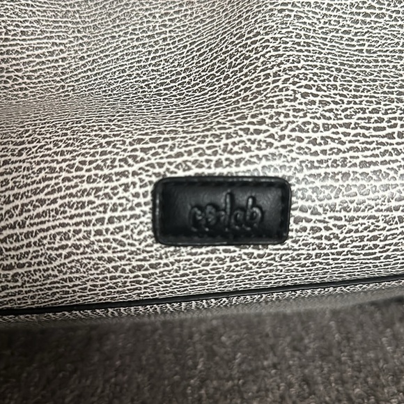 c8-lab super cute handbag 😍 - Picture 3 of 7